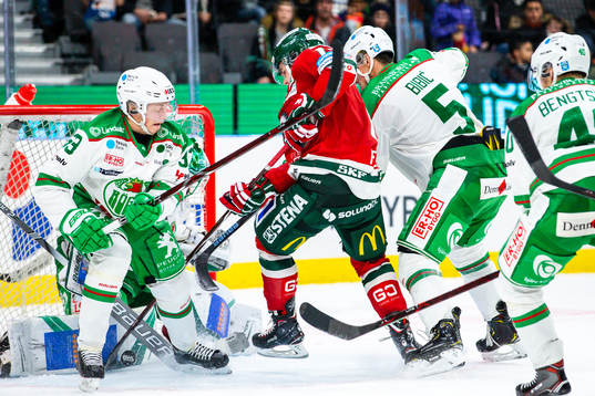 Frölundas Samuel Fagemo med en målchans