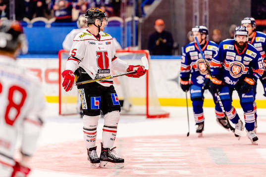 Örebros Anton Hedman deppar