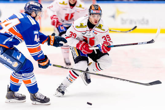 Örebros Jordan Boucher