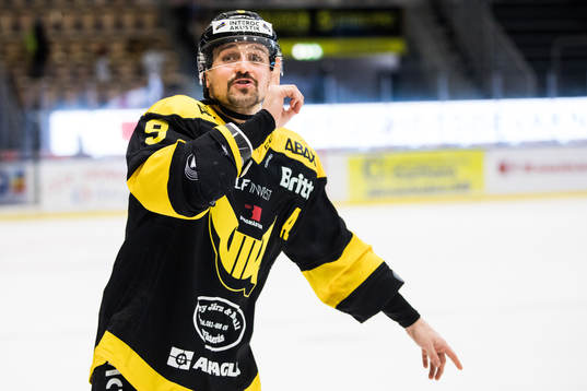 Västerås Mikael Frycklund jublar