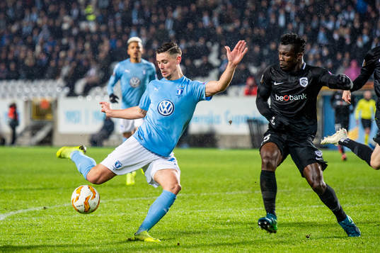 Marcus Antonsson of Malmö FF and Joseph Aidoo of Genk