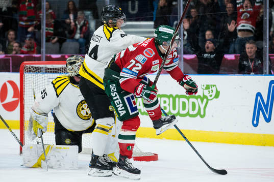 Frölundas Patrik Carlsson jublar