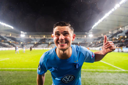Marcus Antonsson of Malmö FF celebrates