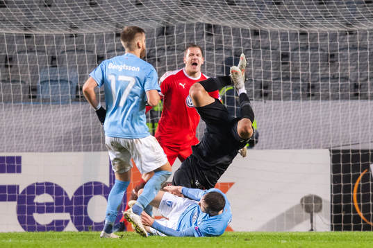 Lasse Nielsen of Malmö FF and GJoakim Maehle of Genk