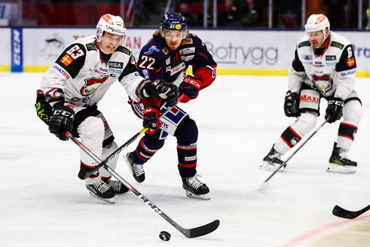 Malmö Redhawks Fredrik Händemark och Linköpings Adam
