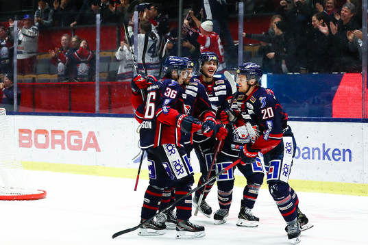 Linköpings Nick Sörensen och Filip Karlsson jublar