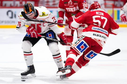 Örebros Jere Sallinen och Timrås Anton Wedin