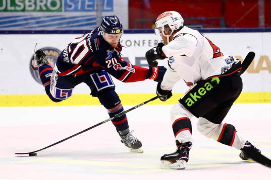 Linköpings Nick Sörensen i situationen innan 4-3-målet