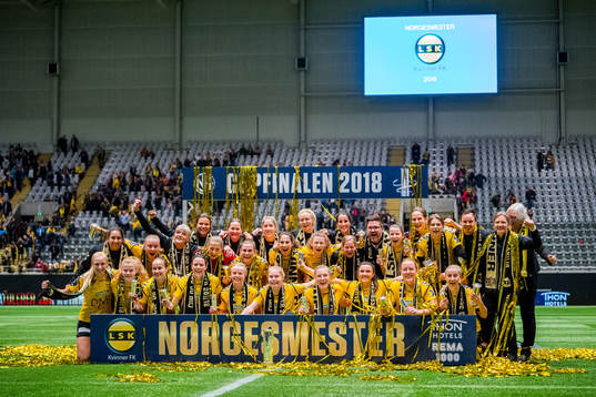Guro Reiten, Isabell Bachor, goalkeeper Cecilie
