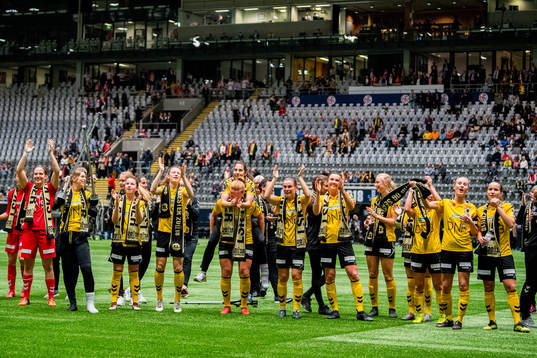 Ingrid Kvernvolden, Synne Skinnes Hansen, Anna Åsa Olivia