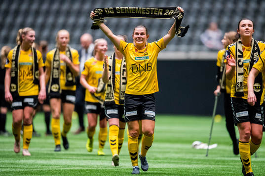 Emilie Bosshard Haavi of LSK Kvinner celebrates
