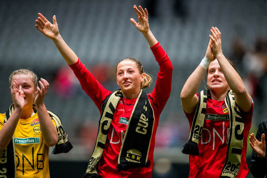 Goalkeeper Cecilie Fiskerstrand of LSK Kvinner celebrates