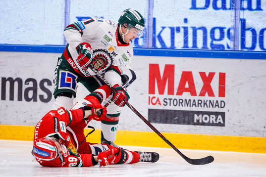 Frölundas Mats Rosseli Olsen och Moras Ryan Johnston
