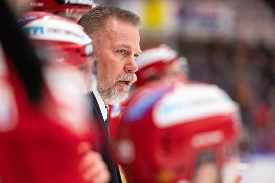 Moras tränare Mats Lusth