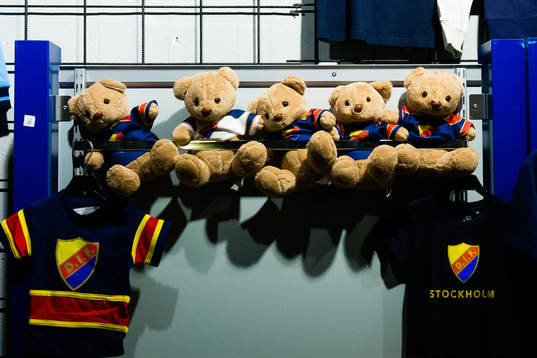 Nallebjörnar i Djurgårdens souvenirbutik på Hovet innan
