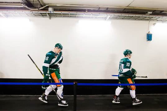 Färjestads Gustav Rydahl och Marcus Nilsson innan