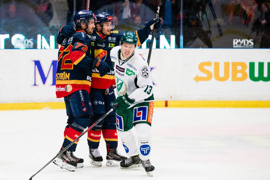 Djurgårdens Emil Bemström jublar