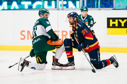 Färjestads Theodor Lennström och Djurgårdens Dick
