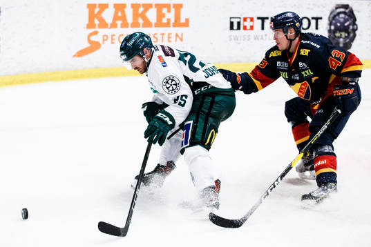 Färjestads Martin Johansson och Djurgårdens Tom Nilsson