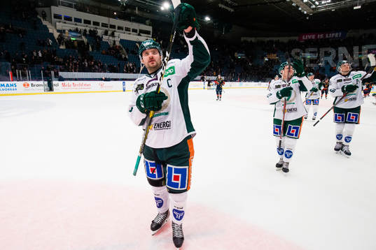 Färjestads Mikael Wikstrand jublar