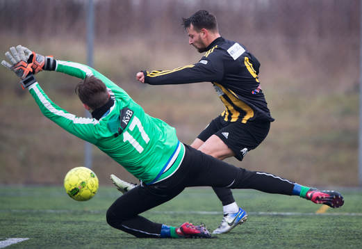 IFK Hässleholms Nico gör mål i träningsmatchen mellan