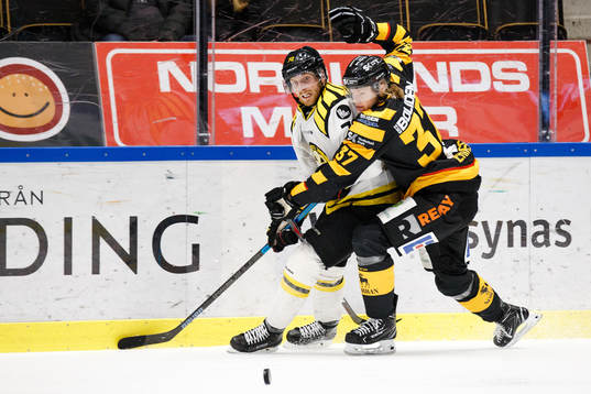 Brynäs Joachim Rohdin och Skellefteås Albin Eriksson