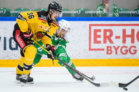 Luleås Emil Larsson och Rögles Simon Ryfors