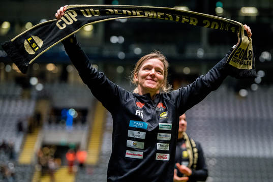 Hege Riise, head coach of LSK Kvinner, celebrates