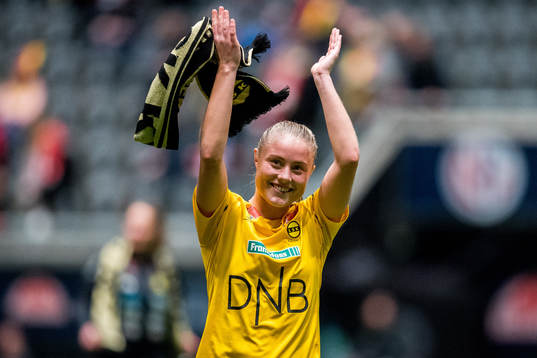 Sarah Alexandra Suphellen of LSK Kvinner celebrates