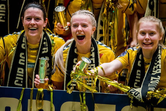 Isabell Bachor, Emilie Marie Woldvik and Thale Listerud of
