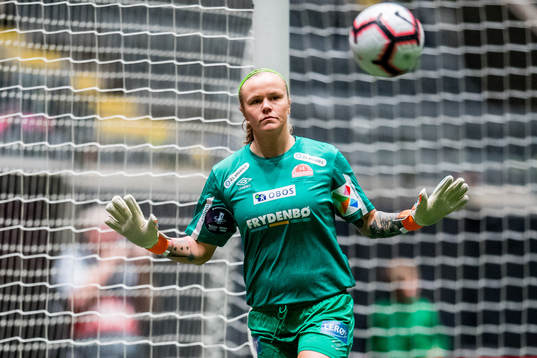 Goalkeeper Nora Gjøen of Sandviken