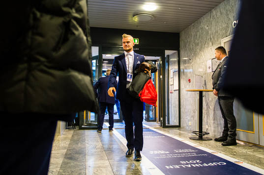 Herman Stengel of Strømsgodset arrives