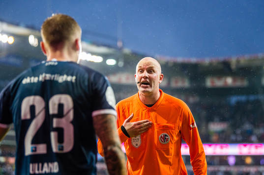 Trond Ivar Døvle, referee