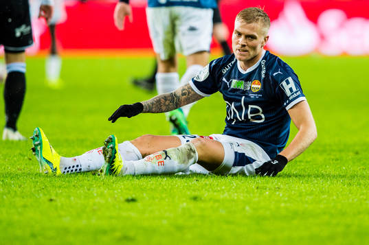 Eirik Ulland Andersen of Strømsgodset lookd dejected