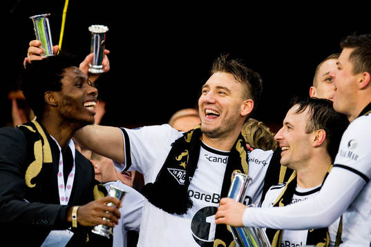 Bläddra bland fler bilder av Football, NM, Rosenborg - Strømsgodset