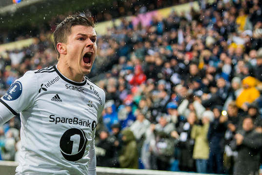 Pål André Helland of Rosenborg celebrates the 3-1 goal