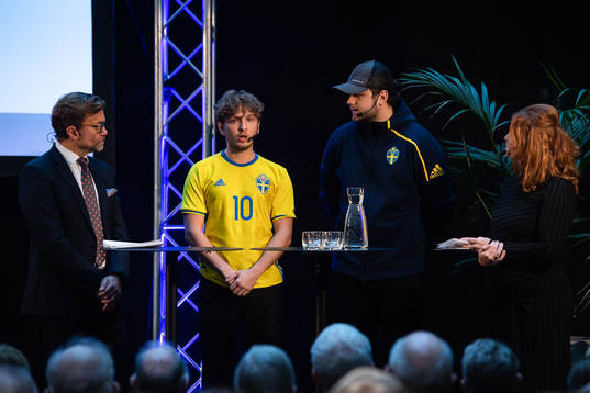 Representanter från Sveriges E-sportlandslag i Fotboll