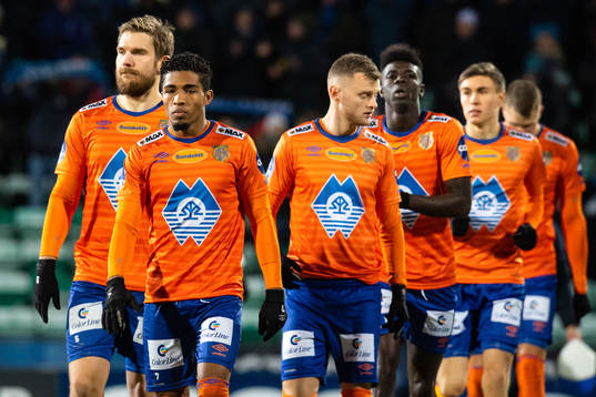 Oddbjørn Lie and Adam Örn Arnarson of Aalesund looks