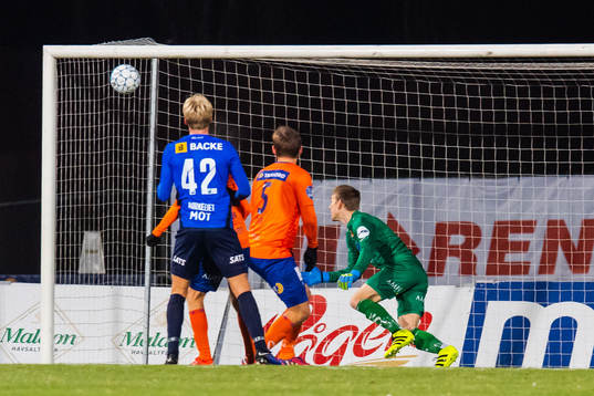 Tobias Børkeeiet of Stabæk scores 1-0