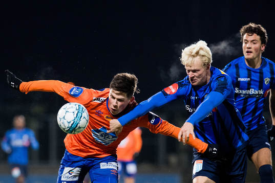 Sondre Fet of Aalesund and Jeppe Moe of Stabæk