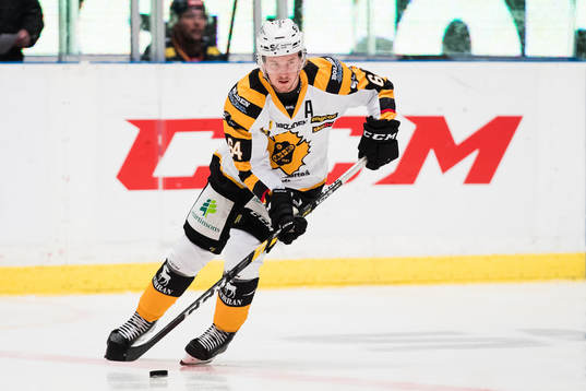 Skellefteås Jonathan Pudas med pucken