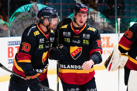 Djurgårdens Niclas Bergfors jublar
