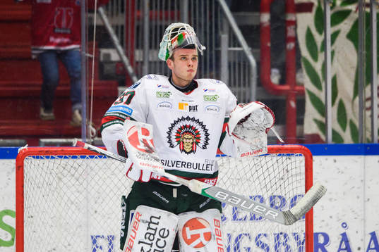 Frölundas målvakt Johan Gustafsson deppar