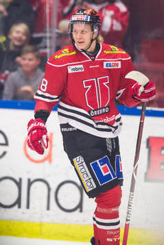 Örebros Rodrigo Abols jublar