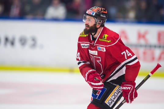 Örebros Nick Ebert jublar