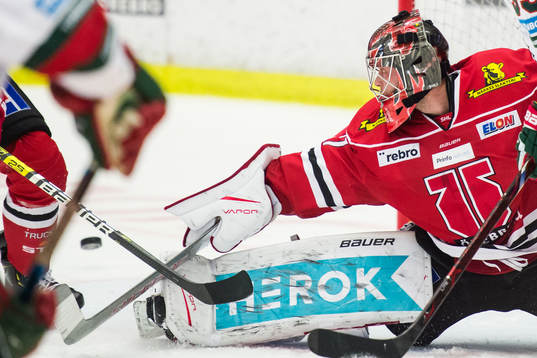 Örebros målvakt Eero Kilpeläinen