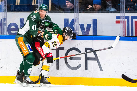 Färjestads Ilari Melart och Luleås Jack Connolly