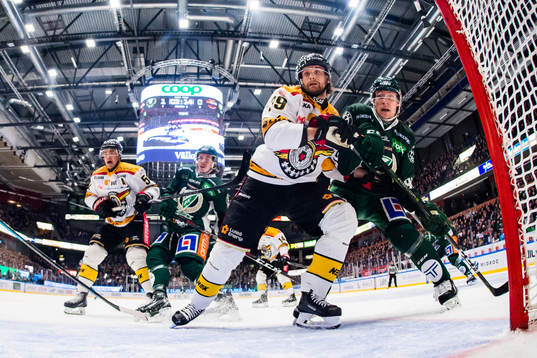 Luleås Pontus Själin och Färjestads Jesper Olofsson