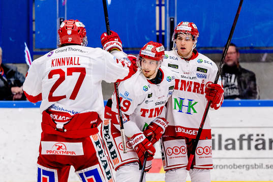 Timrås Sebastian Collberg jublar