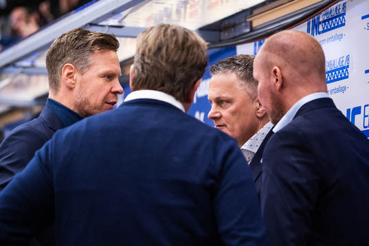 s assisterande tränare Nicklas Rahm, mental coach Magnus